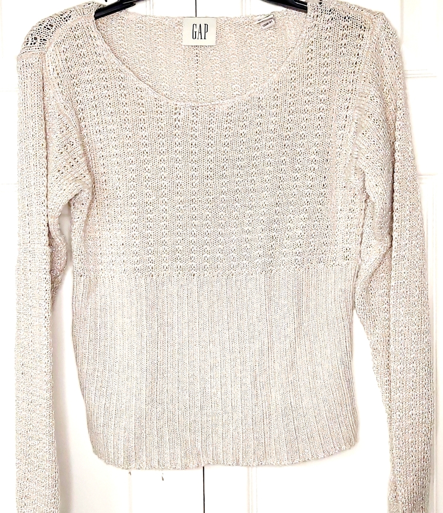 2/$18 😁Gap Scoop Neck Cream Colored Sweater 😁